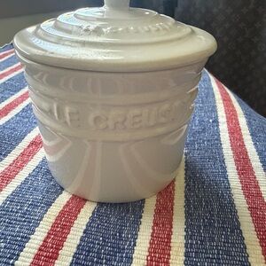 Le Creuset Cream Stoneware Mini Jar with Lid